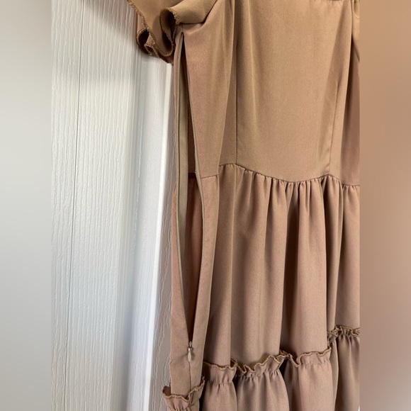 Midi Ruffle Dress - Picture 3 of 5